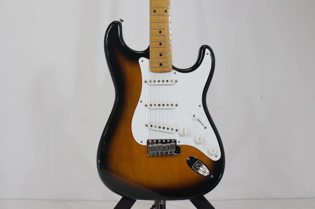 Fender Japan ST57 1985年製 s-l1200.jpg