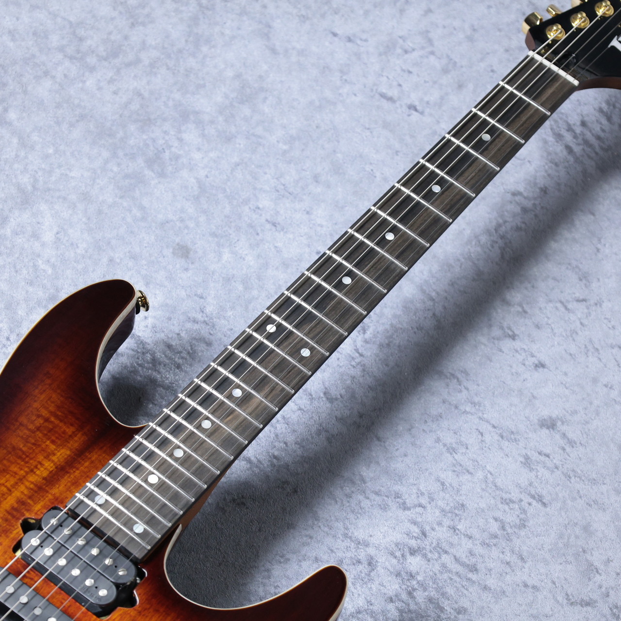Ibanez AZ47P2K 「DEB (Dragon Eye Burst)」「現物写真」 SPOTモデル