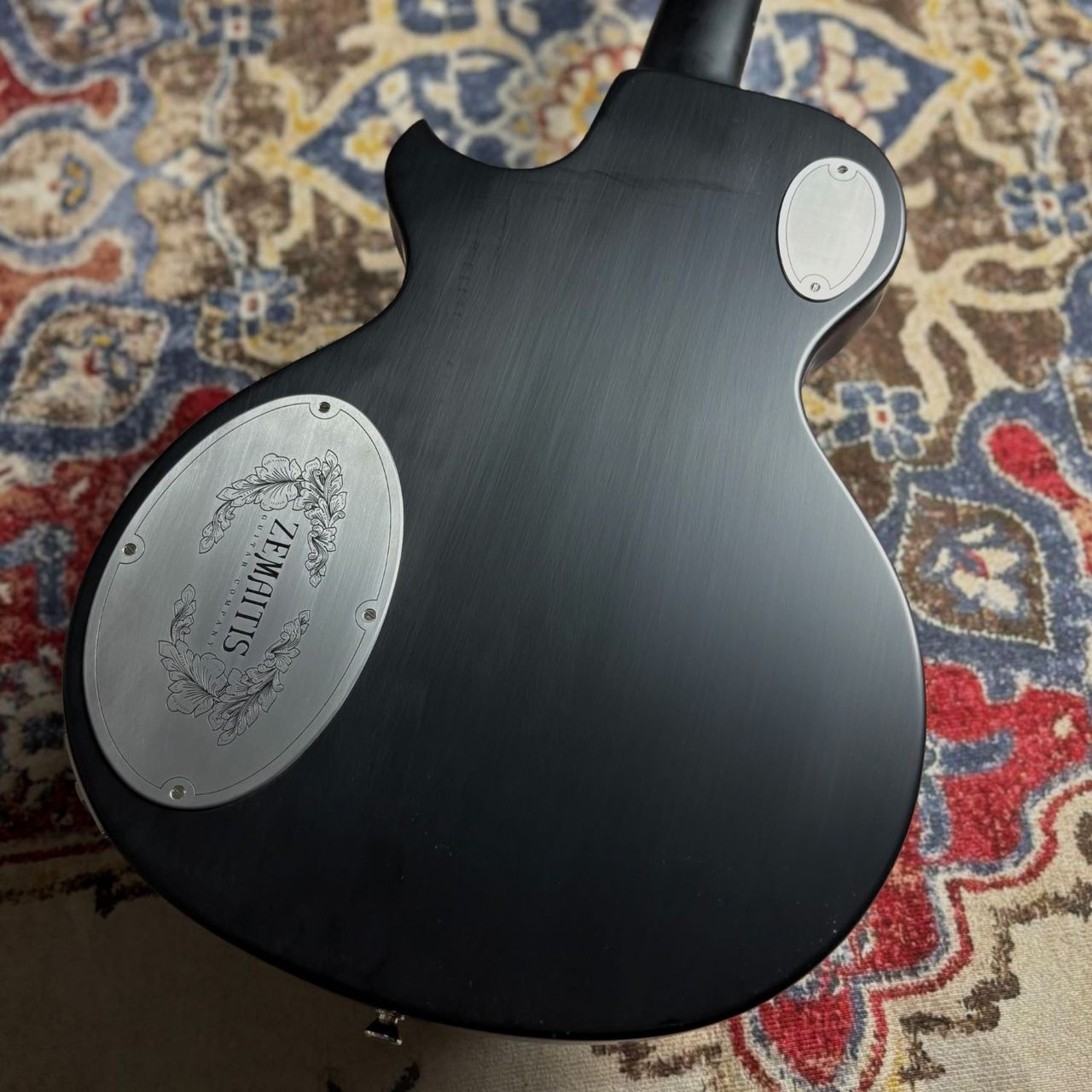 Zemaitis The Portrait Metal Front Hisashi Signature Model Black