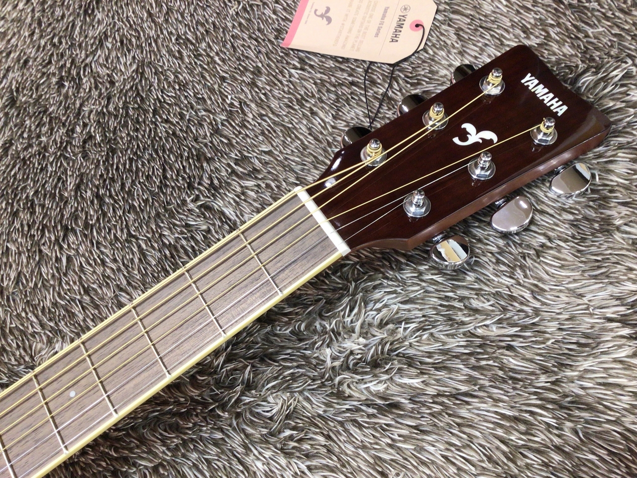 YAMAHA FS820 ナチュラル(NT)【定番ビギナー向けアコースティック