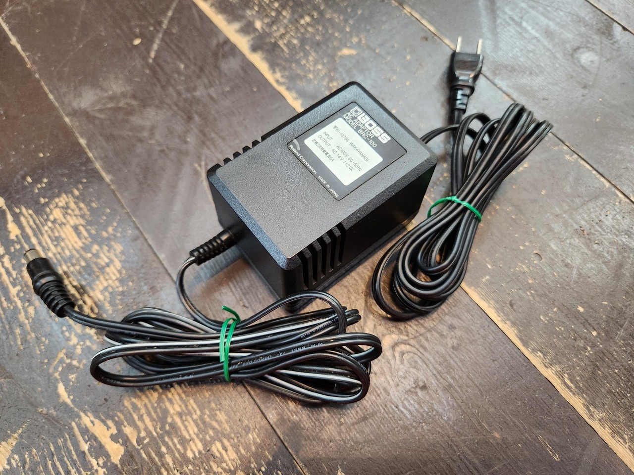 BOSS ボスDr.Rhythm DR-770 激レア アダプター付き BOSS DR-770 Dr.Rhythm（中古/送料無料）【楽器検索デジマート】