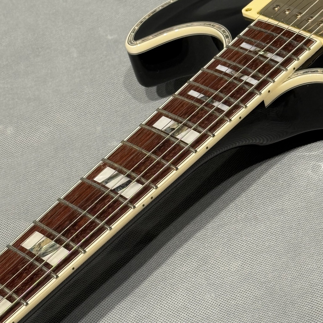 Ibanez AR520H BK Black（新品特価）【楽器検索デジマート】