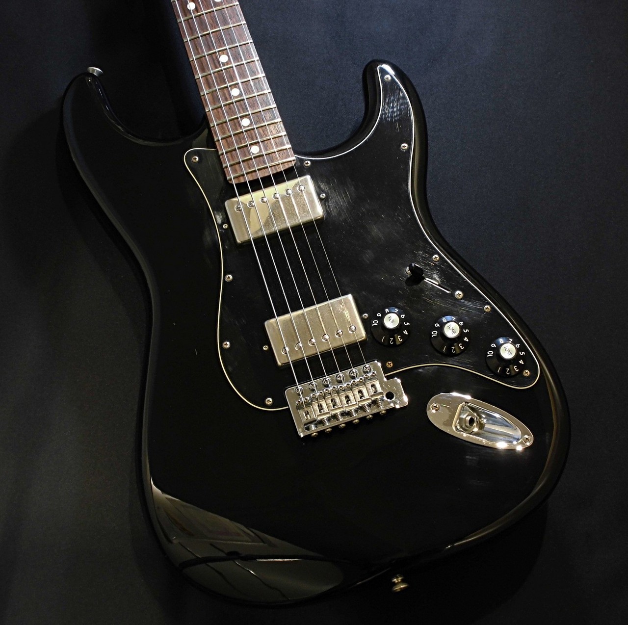 Fender Blacktop Stratocaster HH【3.56kg】【中古品】【2012年製