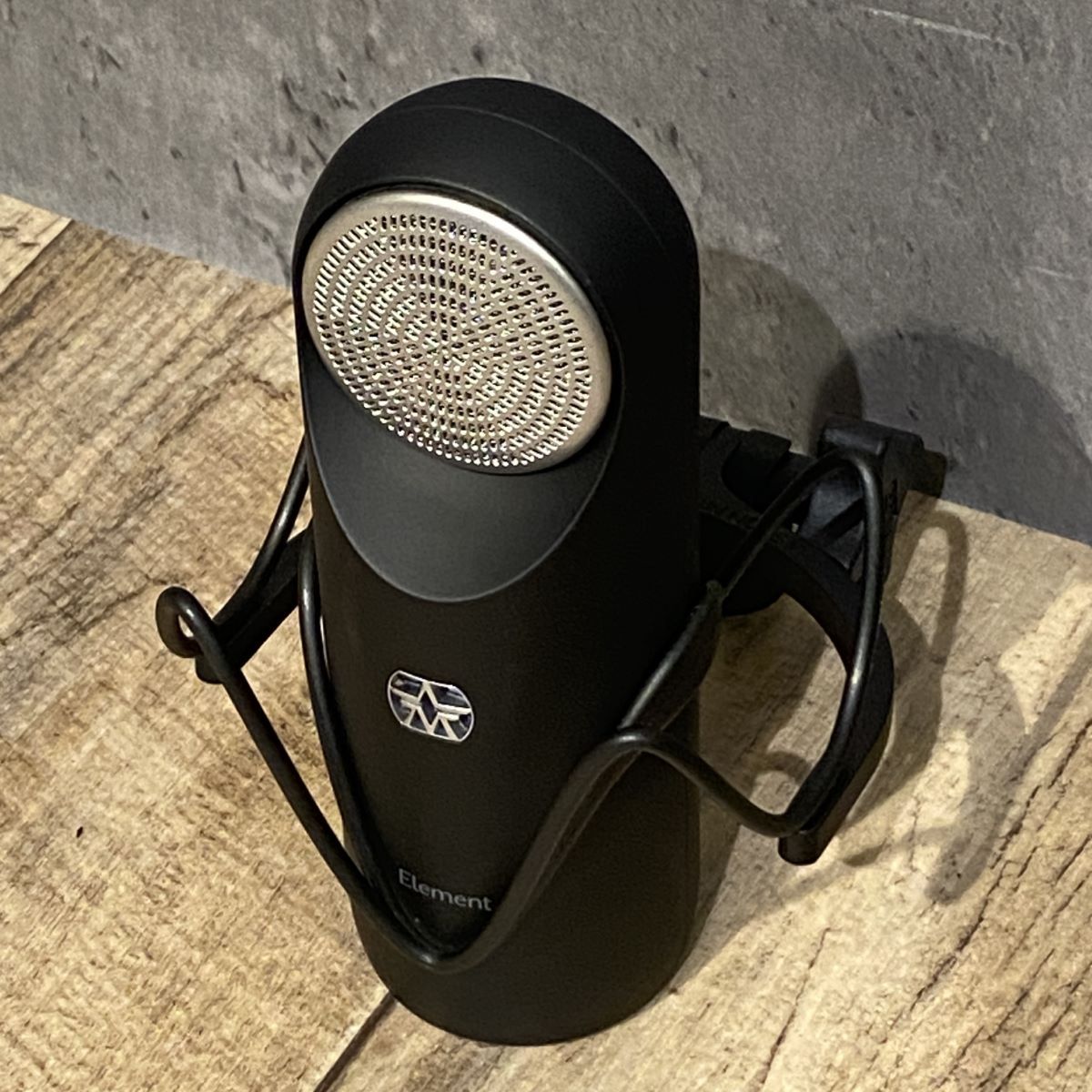 Aston Microphones 【展示品】Element Dynamic Microphone ショックマウント付属 ダイナミックマイク