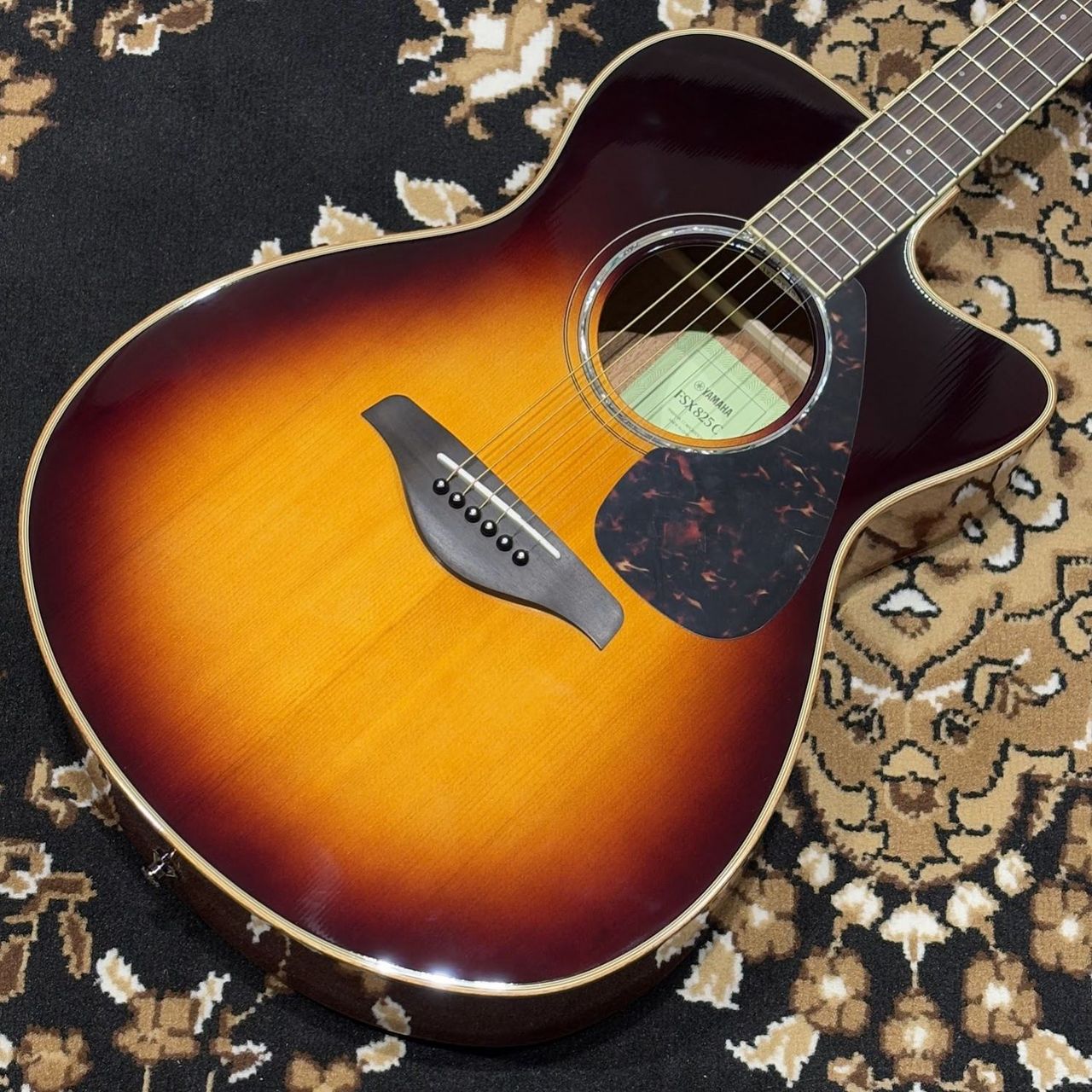 YAMAHA FSX825C BS(ブラウンサンバースト) アコースティックギター