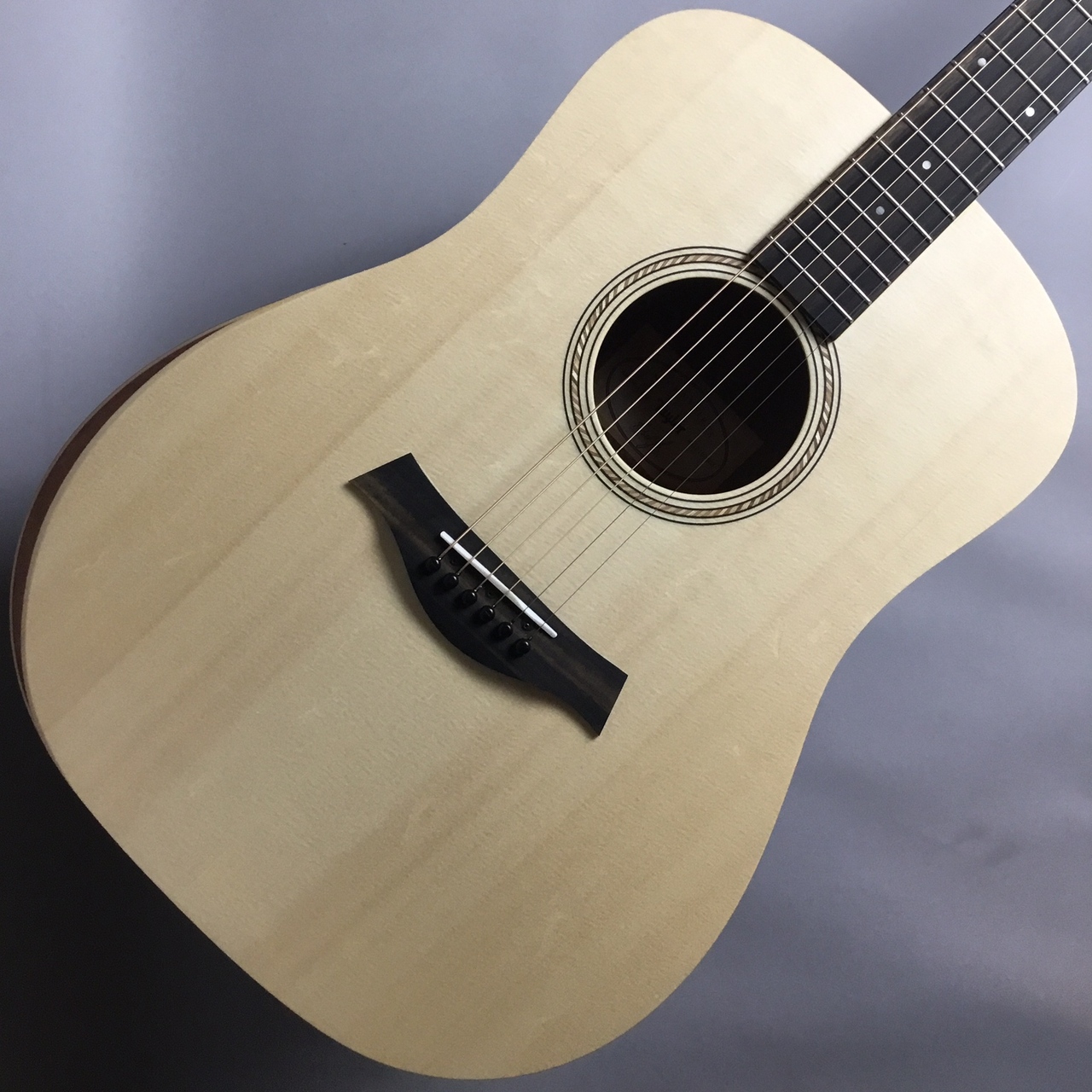Taylor エレアコ　Academy 10e Taylor Academy 10e エレアコ アコースティックギター ドレッド
