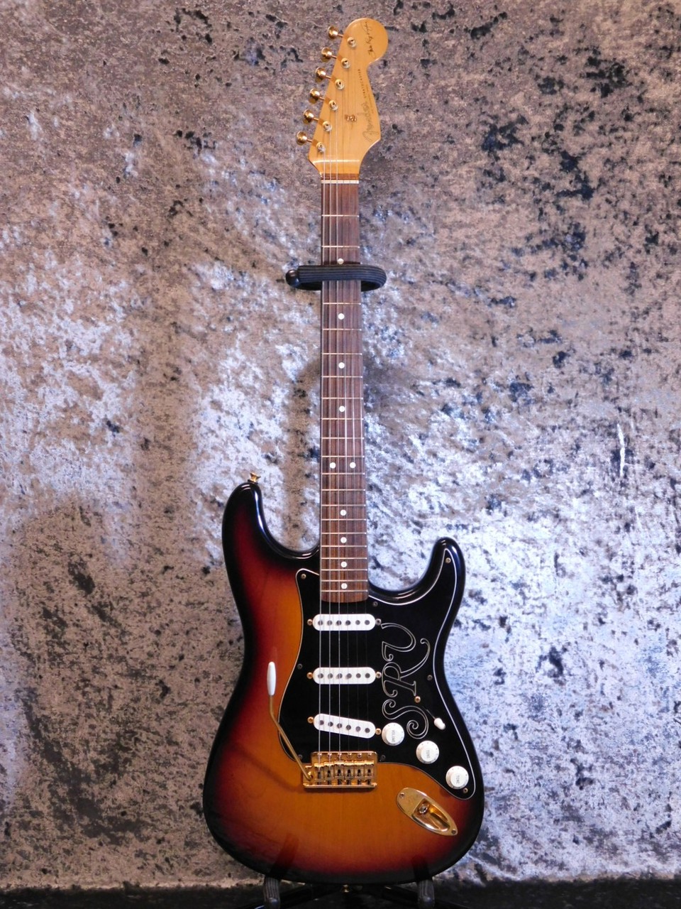 Fender Stevie Ray Vaughan Stratocaster '92（中古）【楽器検索