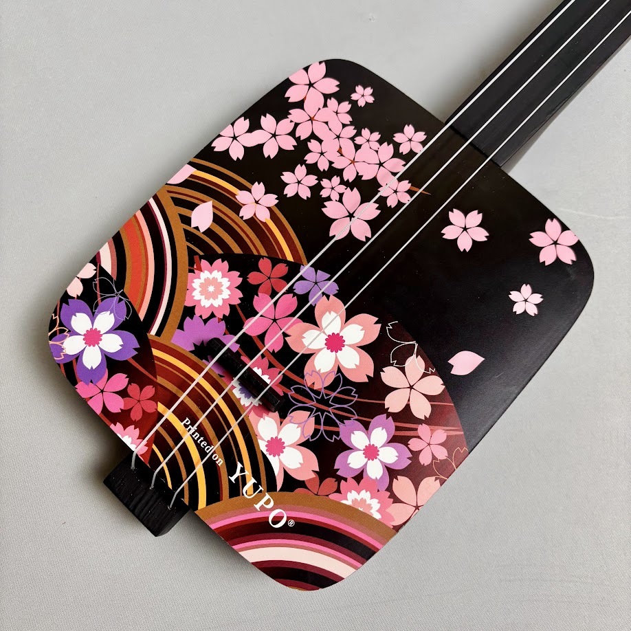 三絃司きくおか 小じゃみ三線 花柄（新品/送料無料）【楽器検索