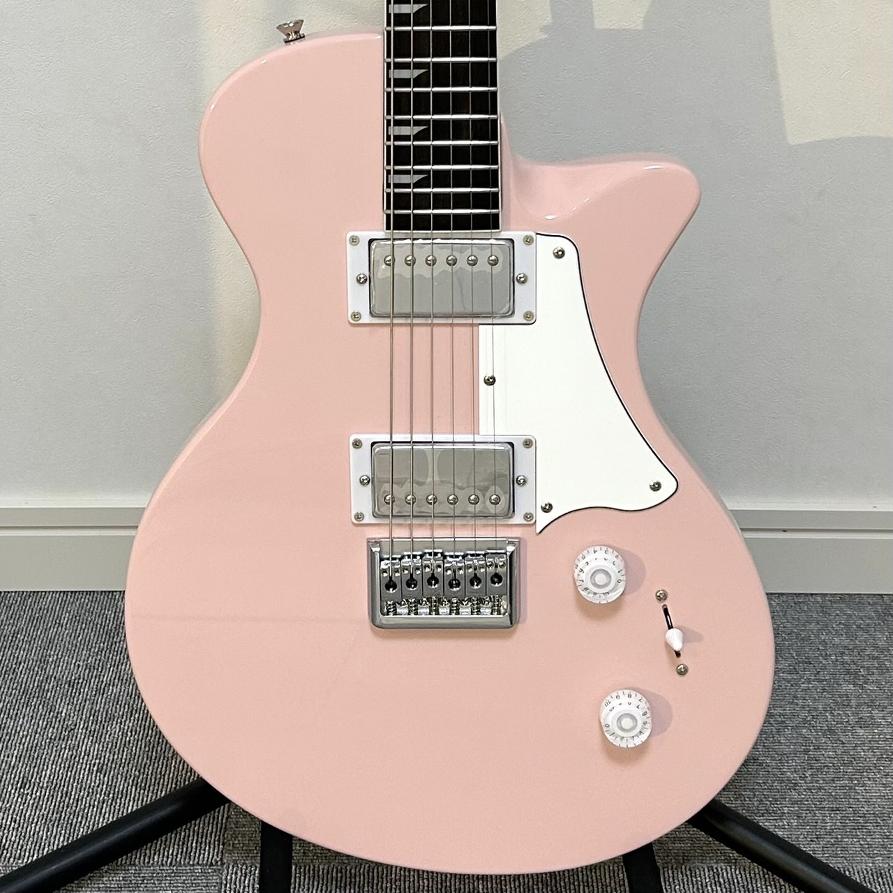 エレキギター ピンク ハムバッカー