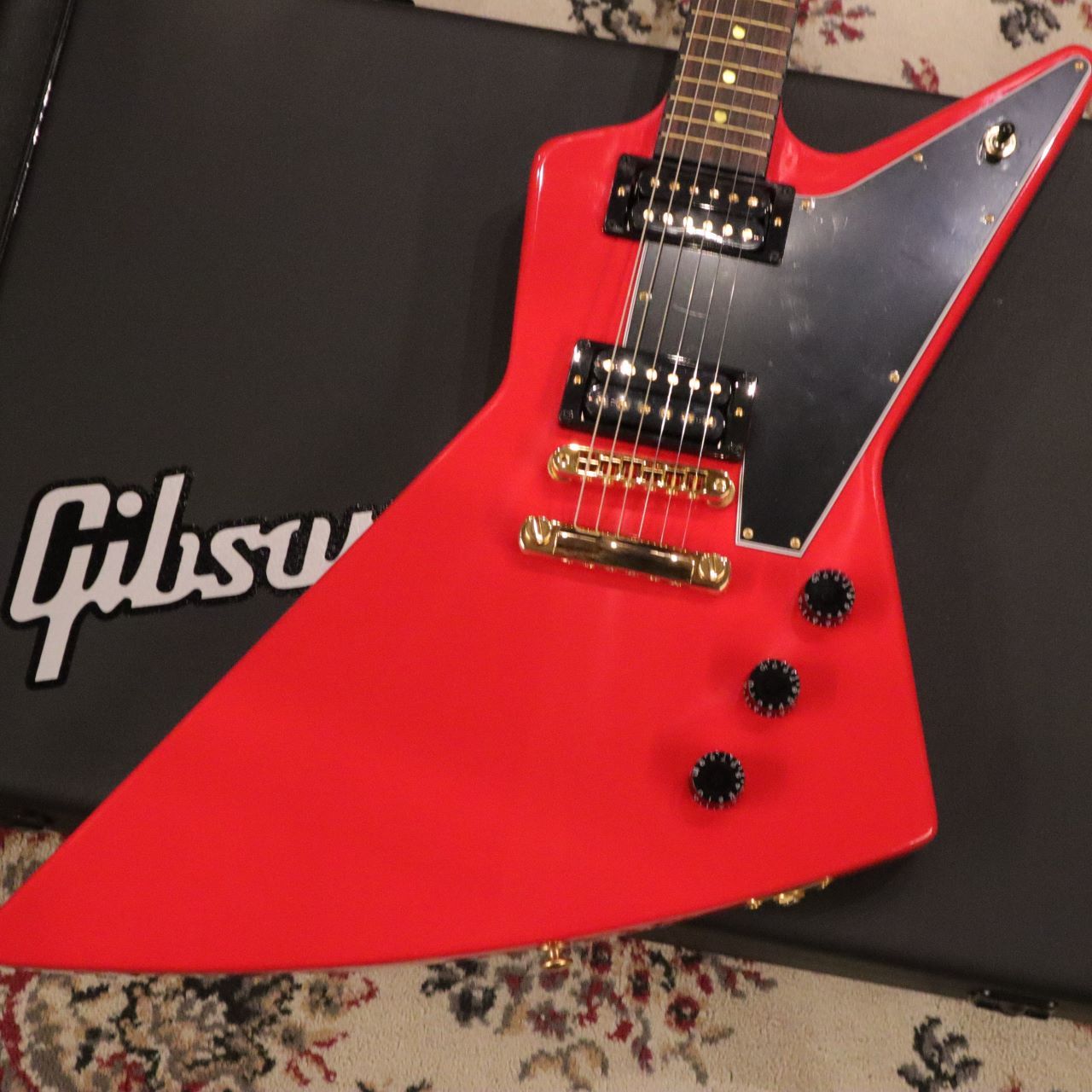 Gibson Lzzy Hale Signature Explorerbird ～Cardinal Red
