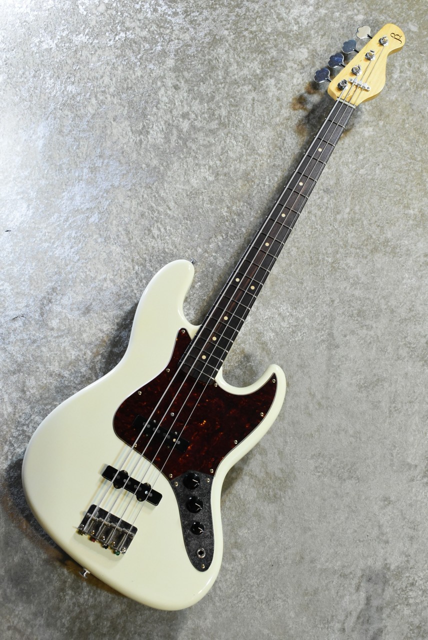 Black Smoker TRAD MASTER BETA-J4 -Vintage White /Light Aged