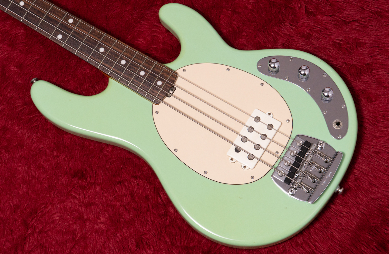 MUSIC MAN Classic StingRay 4 Mint Green 2010 4.635kg #B05081