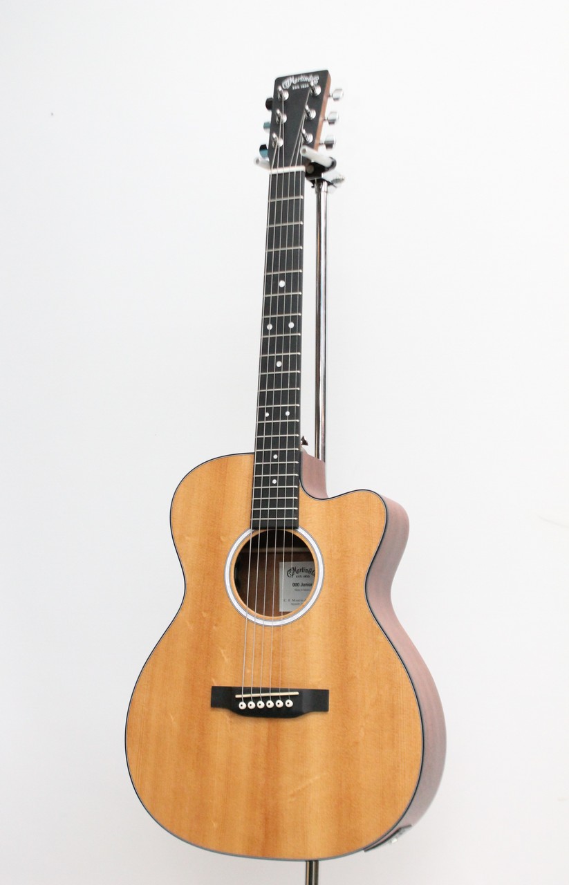 Martin 000CJr-10E【エレアコ】【オール単板】【Martinグッズ