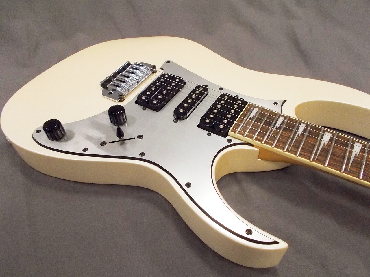 Ibanez GRG150DX/WH（中古）【楽器検索デジマート】