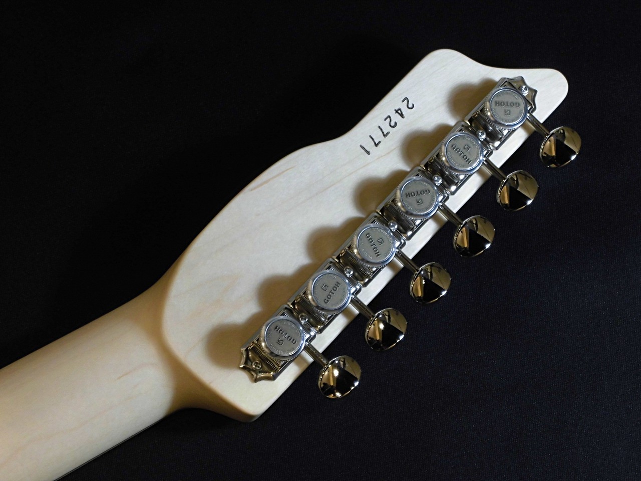 ギター SOD Brush eight / TMG Guitar Co. Dover SSS Aged Aztec Gold “5A