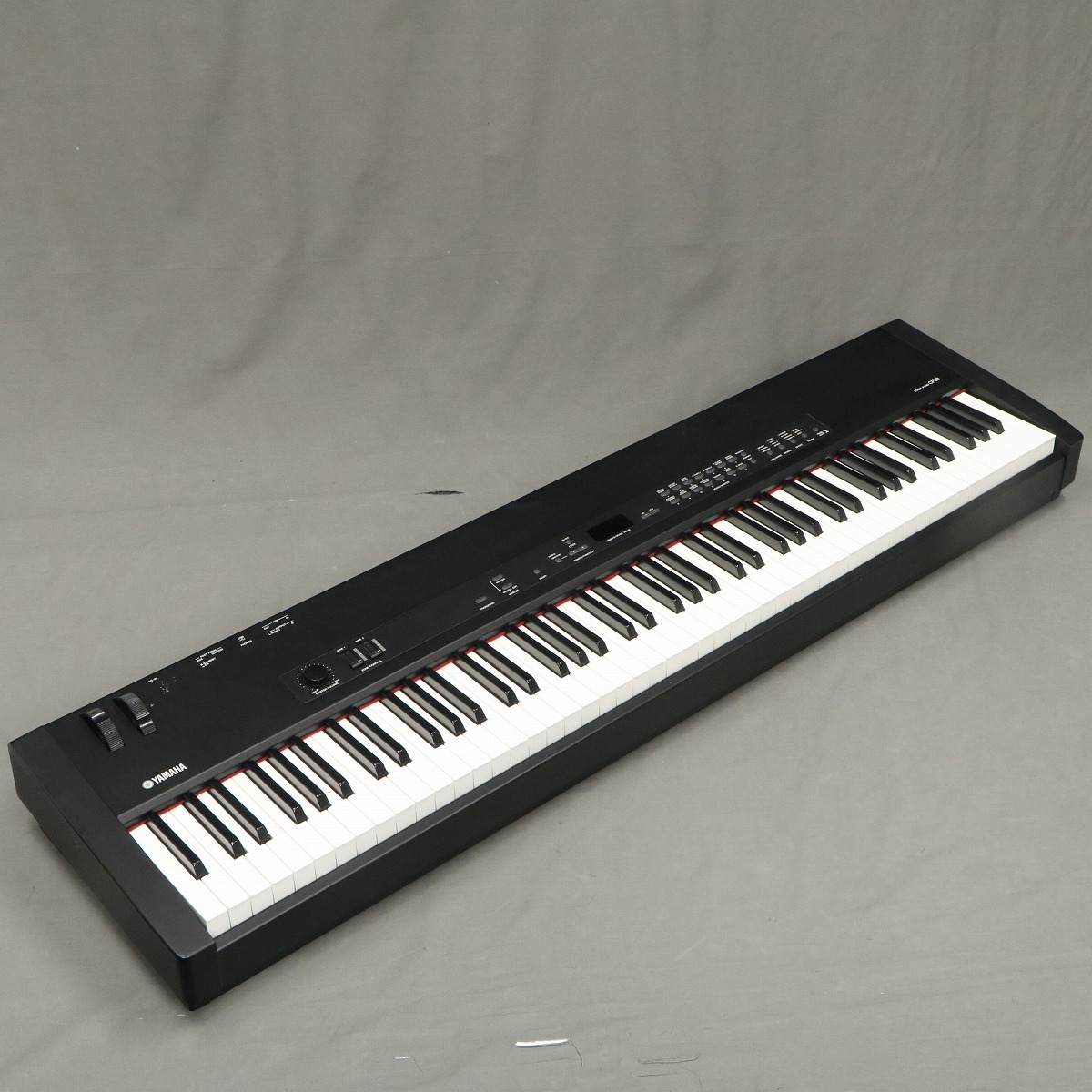 YAMAHA CP33 【御茶ノ水本店】（中古/送料無料）【楽器検索デジマート】