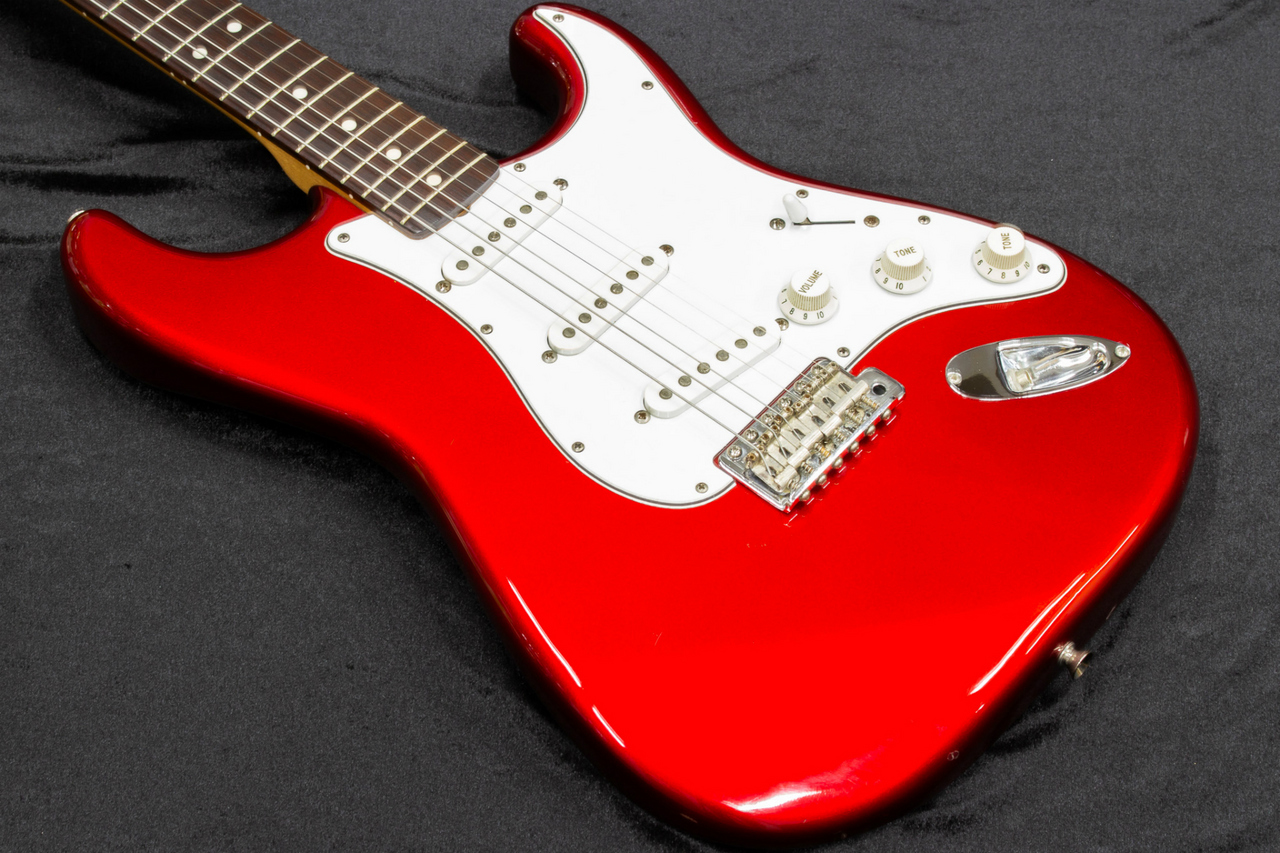 割引発見092H531G♪ Fender Japan Stratocaster ストラトキャスター ST-50 MADE IN JAPAN 中古 フェンダー