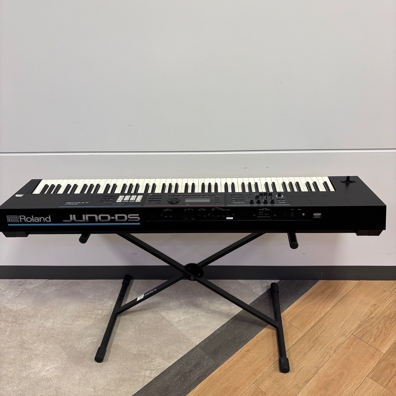 Roland JUNO-DS88（中古/送料無料）【楽器検索デジマート】