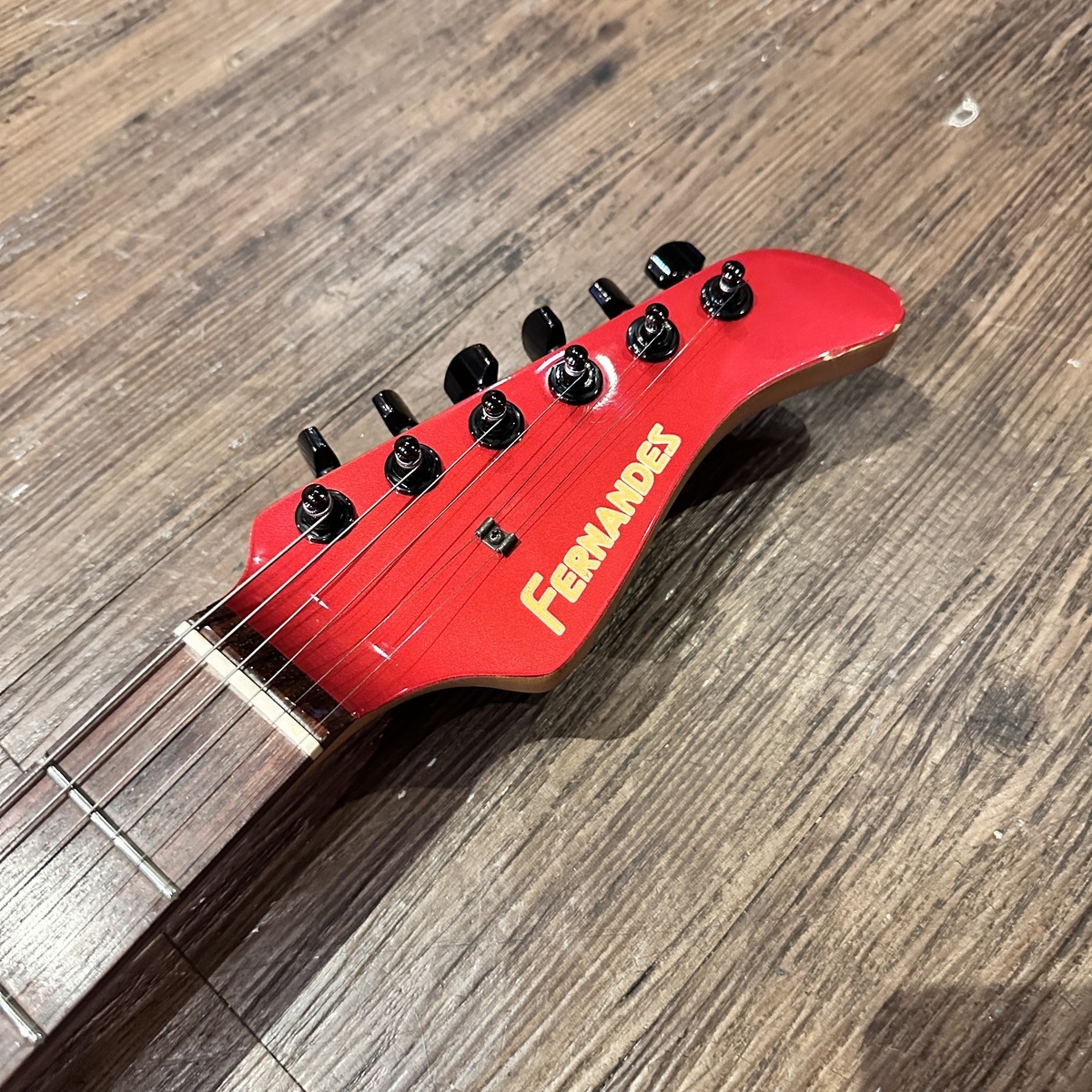 FERNANDES 赤 エレキギター スピーカー搭載 FERNANDES SFR-512 Electric Guitar（中古/送料無料）【楽器検索