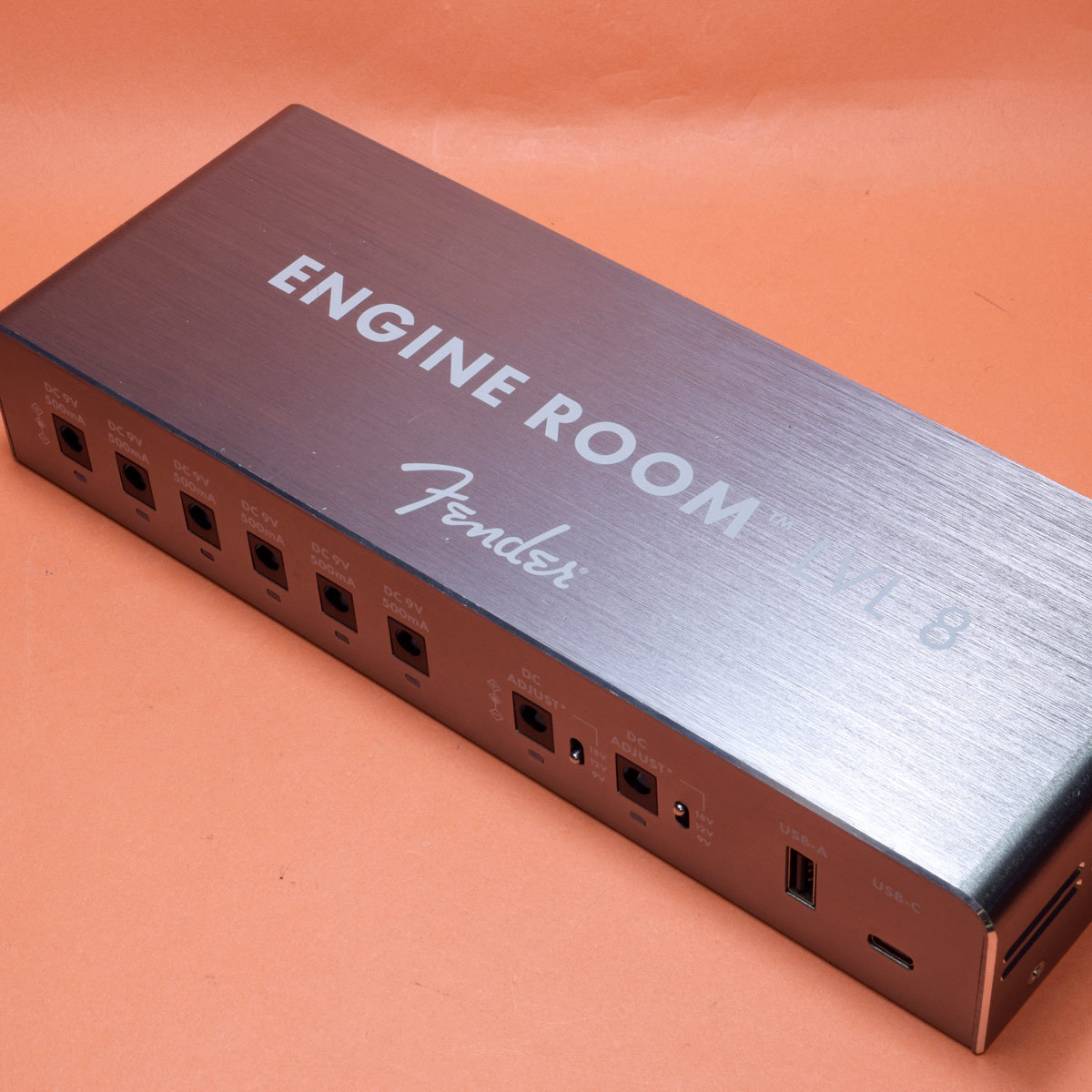 Fender Engine Room LVL8 Power Supply 【福岡店】（中古）【楽器検索