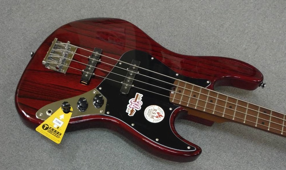 Bacchus GLOBAL Series WL4-ASH/RSM STR (シースルーレッド