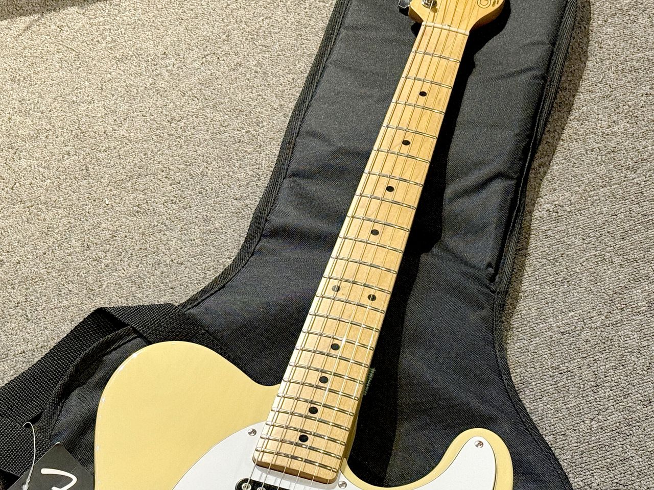 G&L ASAT CLASSIC 日本製。 G&L ASAT Classic Tribute Custom MADE IN JAPAN Natural買取りました
