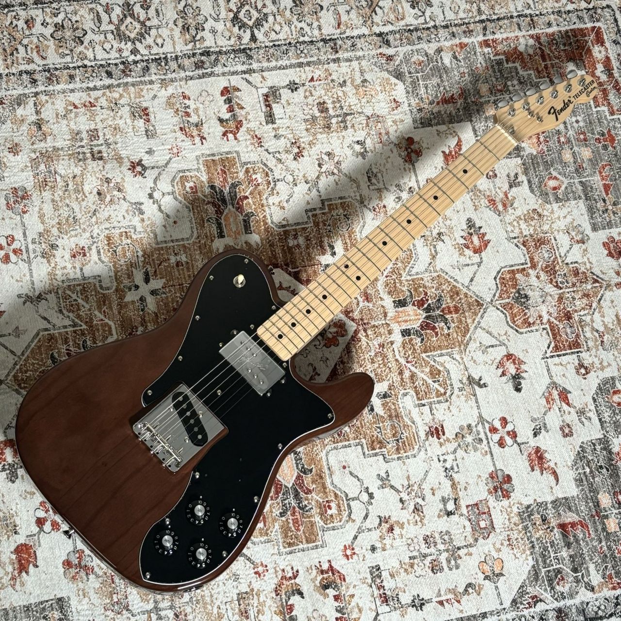 Fender FSR Made in Japan Traditional 70s Telecaster Custom Walnut