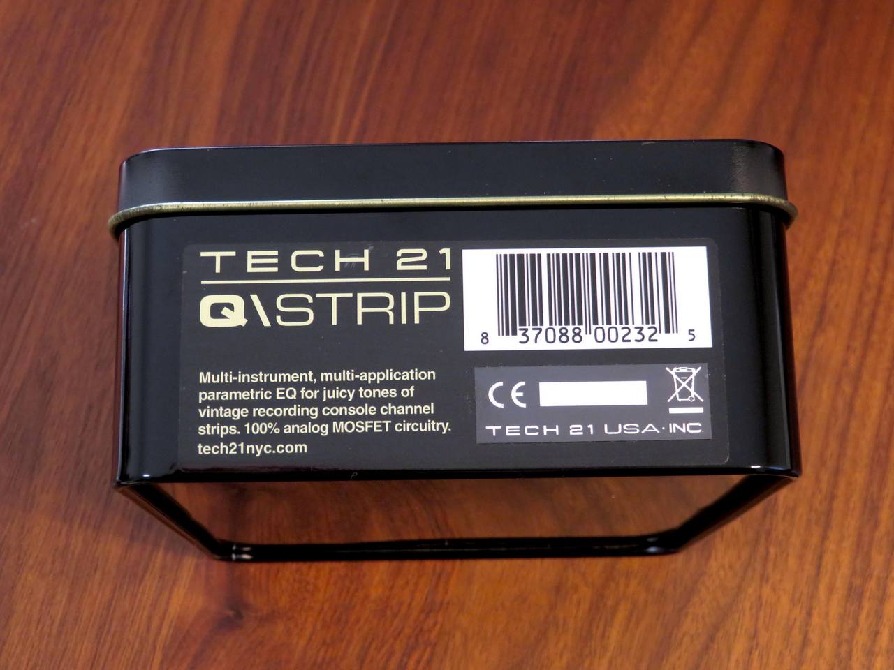 TECH21 Q STRIP / アナログEQ・プリアンプ・DI【ベース定番/ギター