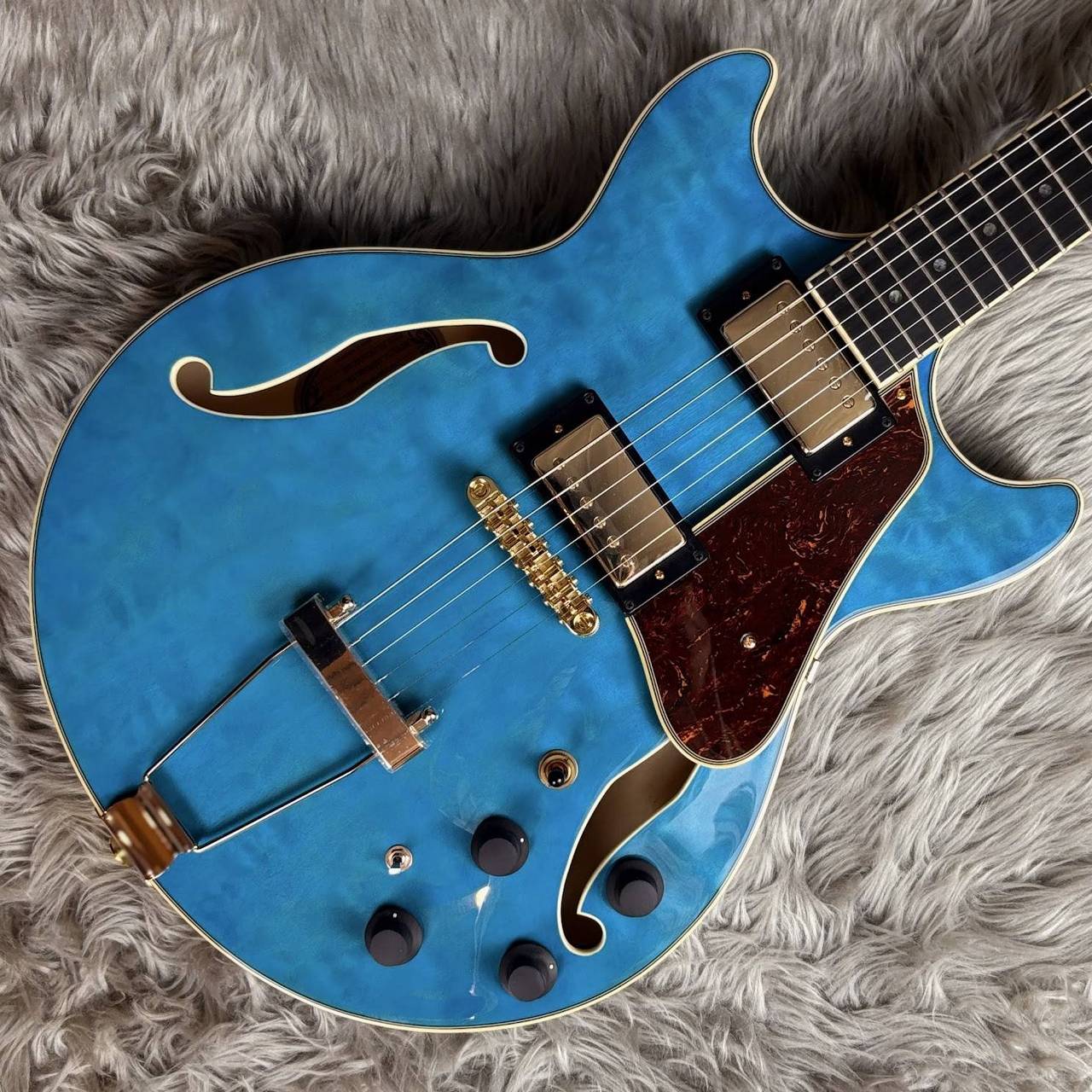Ibanez AMH90QM TBL フルアコギター（新品/送料無料）【楽器検索