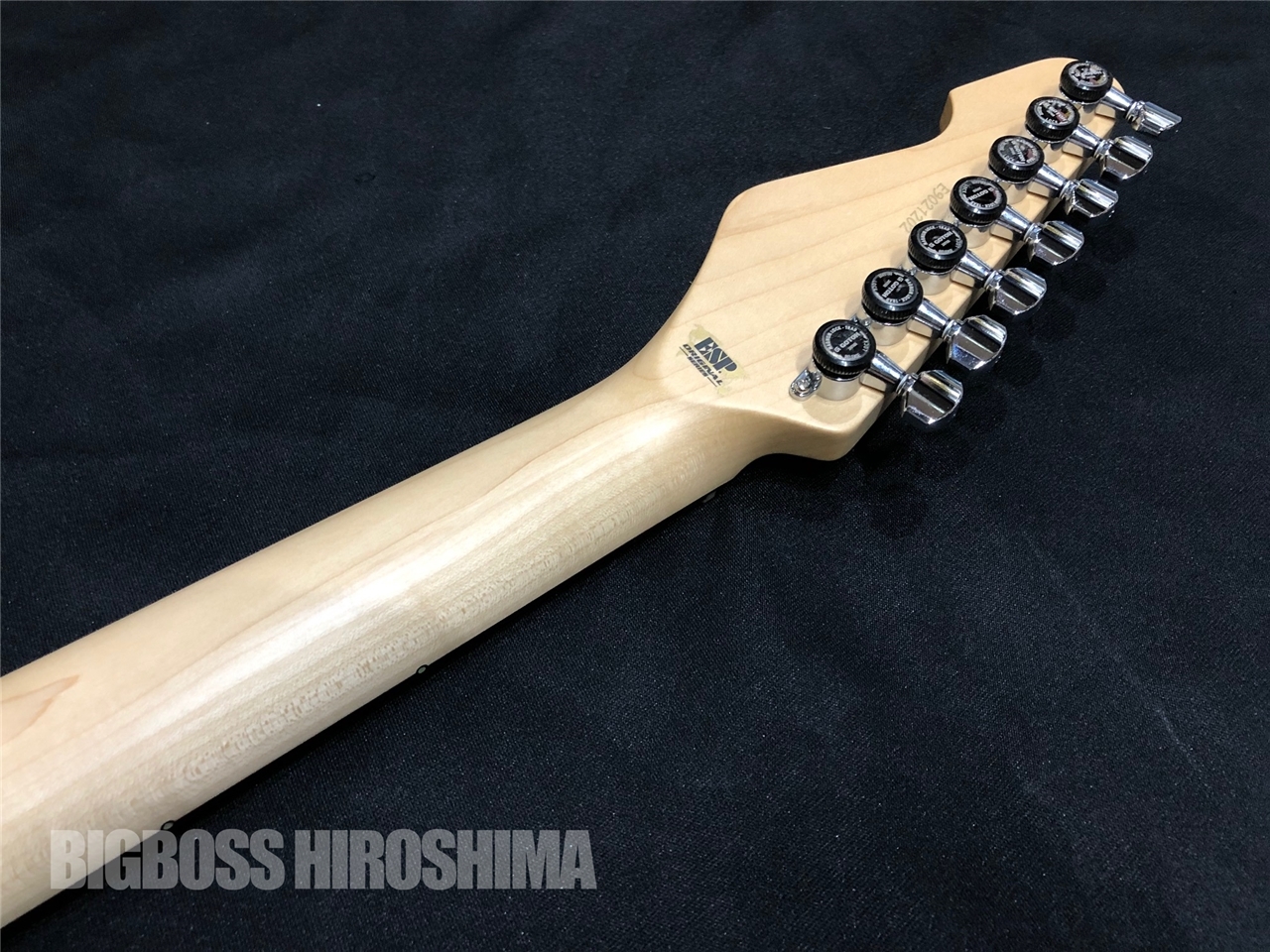 【ほぼ新品】ESP SNAPPER-7-AL/R ホワイトパールピックガード ほぼ新品】ESP SNAPPER-7-AL/R ホワイトパール - メルカリ