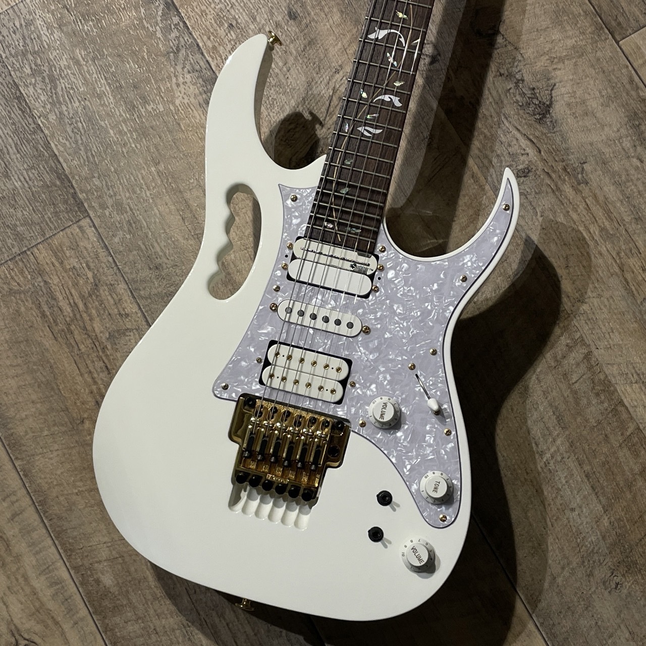 Ibanez JEM7V Sustainer Mod / White（中古/送料無料）【楽器検索デジマート】