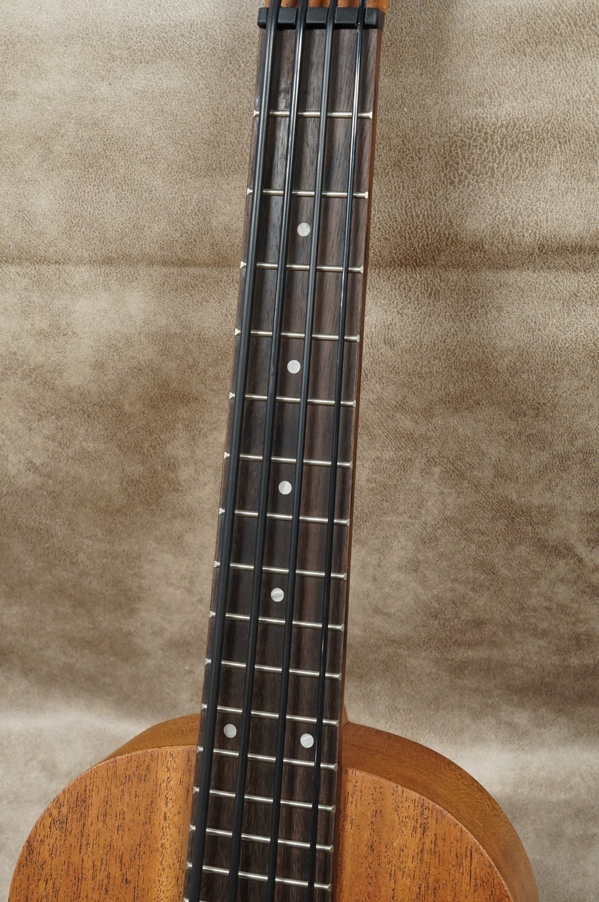 KALA UBASS-NOMAD-FS【ウクレレベース】【現物写真】（新品）【楽器