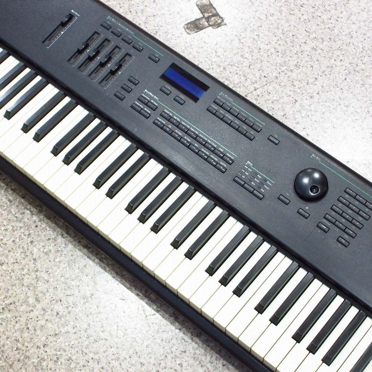 Kurzweil PC88MX 