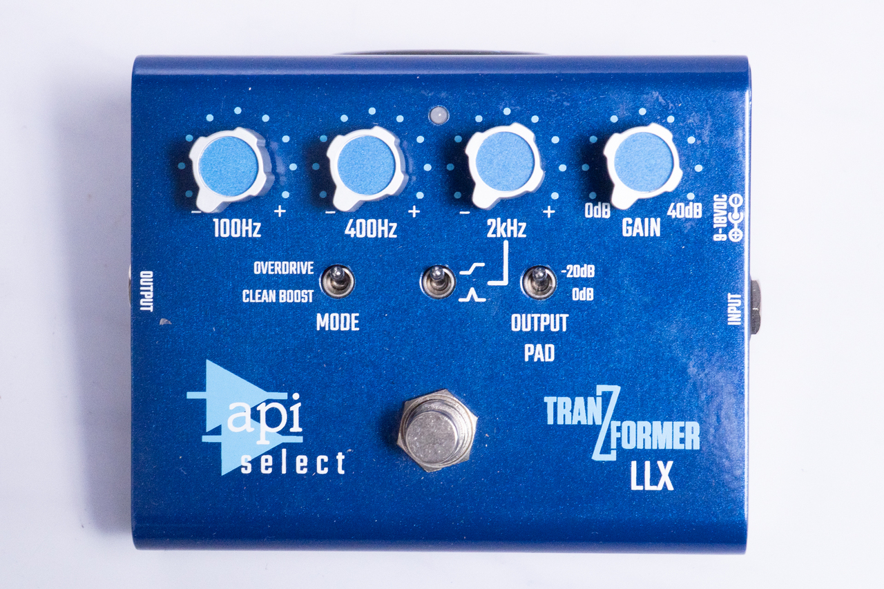 API TranZformer 旧モデル api】ペダル型エフェクターTranZformerシリーズに、待望のベース