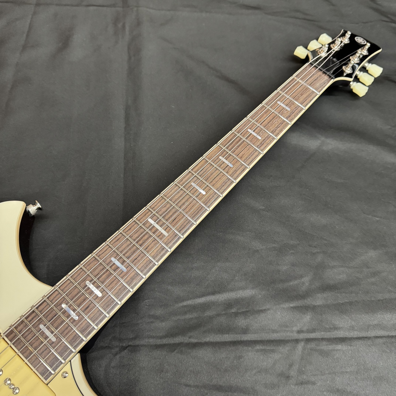 YAMAHA RSS02T VW Revstar Standard (ヤマハ エレキギター)（新品
