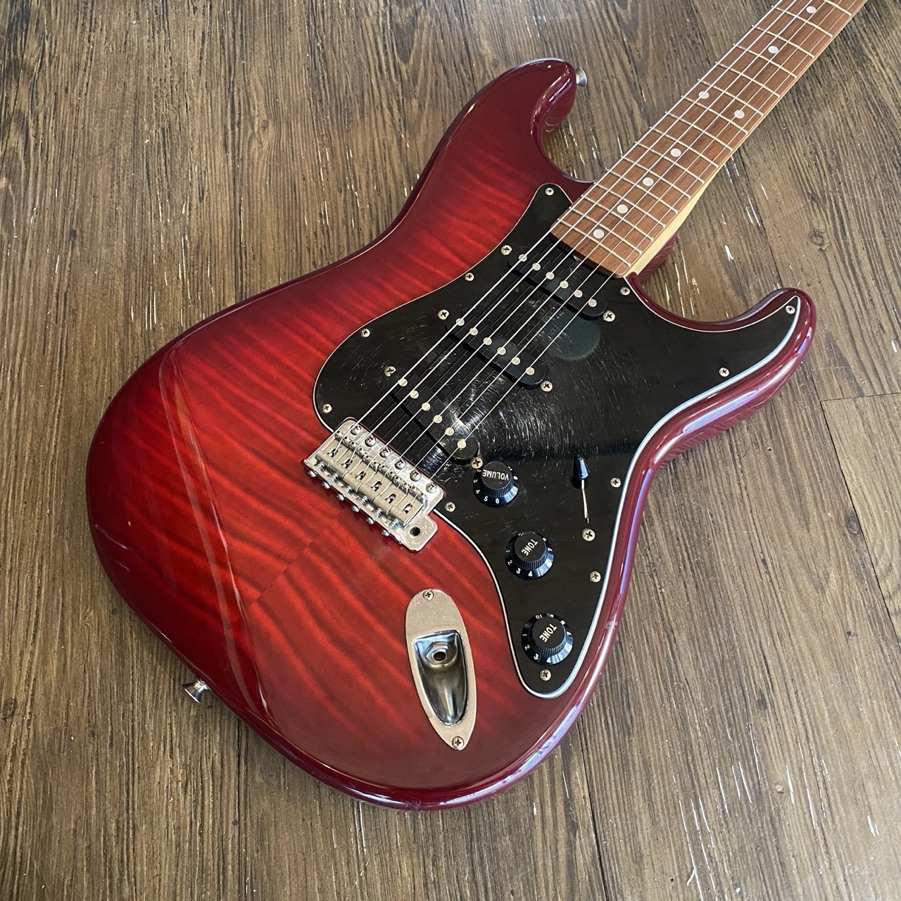 Squier by Fender by Fender Silver Series SST-39 Made in Japan