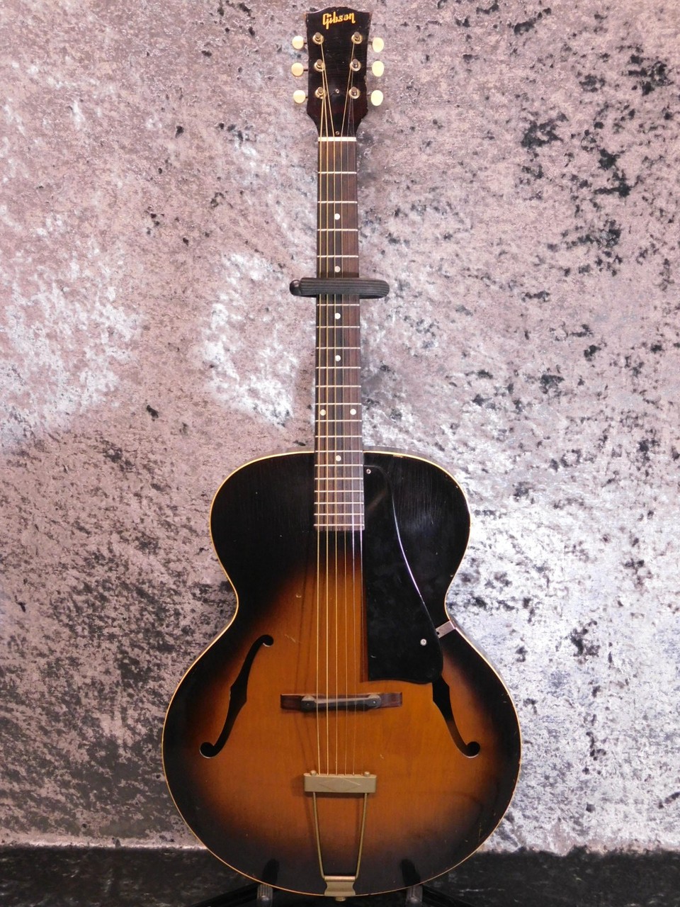 Gibson L-48 w/PU（ビンテージ）【楽器検索デジマート】