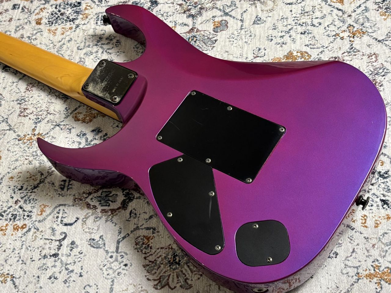 Ibanez RG560 Purple Neon（中古/送料無料）【楽器検索デジマート】