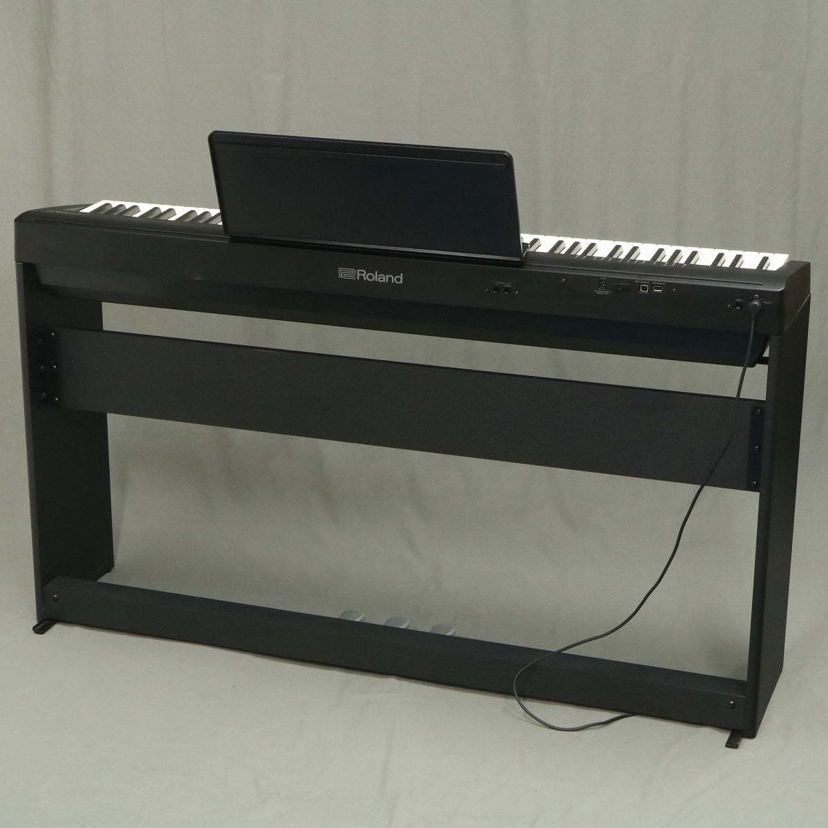 Roland FP-30X スタンド/3本ペダル付属 【御茶ノ水本店】（中古/送料