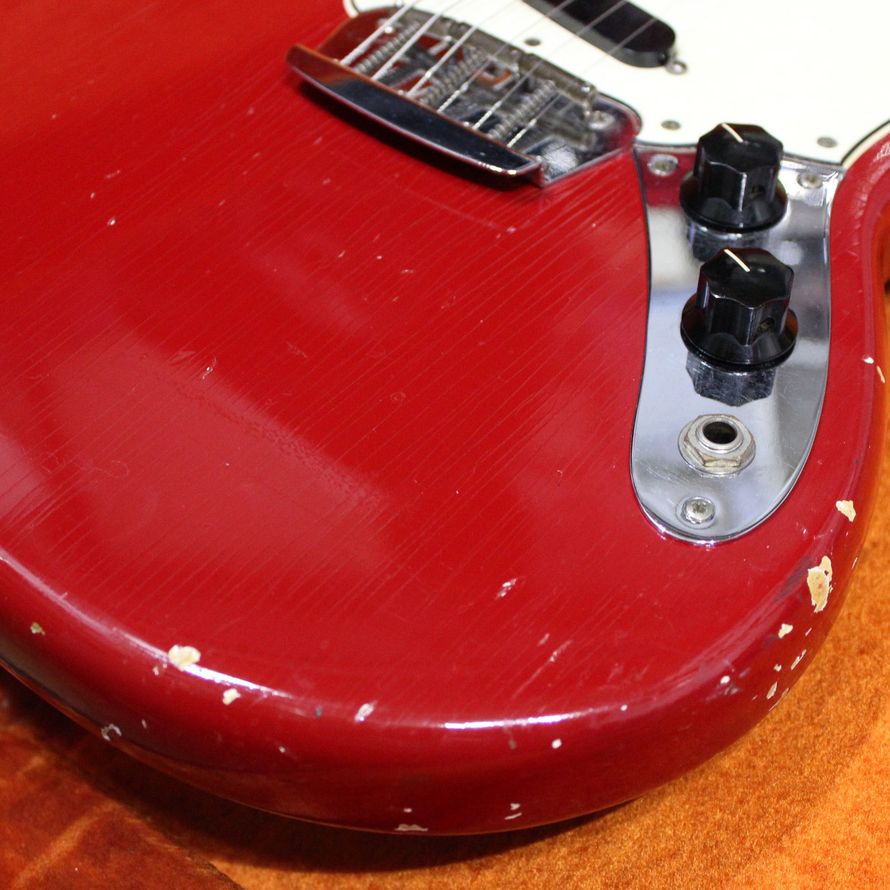 Fender Duo Sonic II RED フェンダー デュオソニック 2 1966年製 です