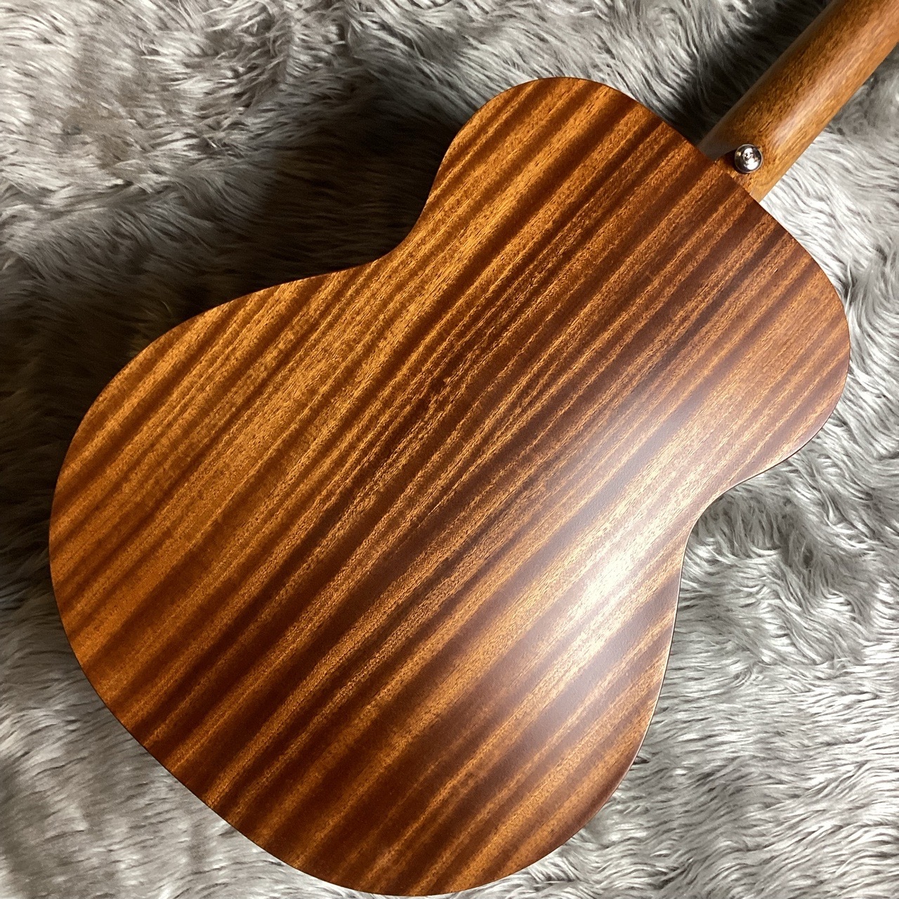 James (ジェームス)J-300CP/M Natural Mahogany/ Duo Tone FX搭載 【現物写真】（新品/送料無料）【楽器 検索デジマート】