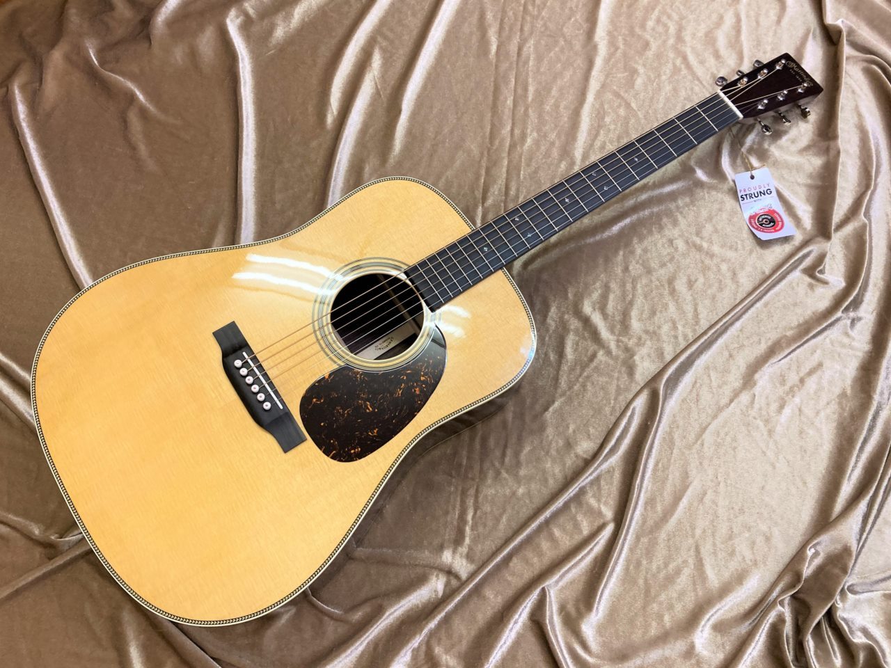 Martin HD-28（新品/送料無料）【楽器検索デジマート】