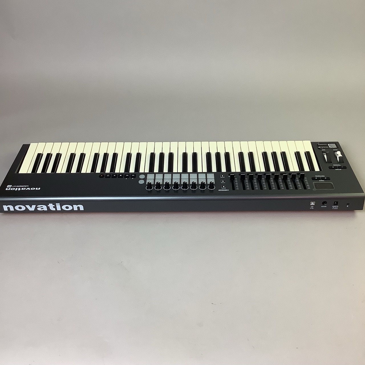 Novation Launchkey 61（中古/送料無料）【楽器検索デジマート】