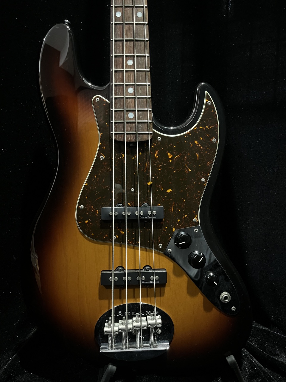 LAKELANDベース　スカイラインジャパンSK-460 LAKLAND SK-460 Three Tone Sunburst エレキベース(レイクランド