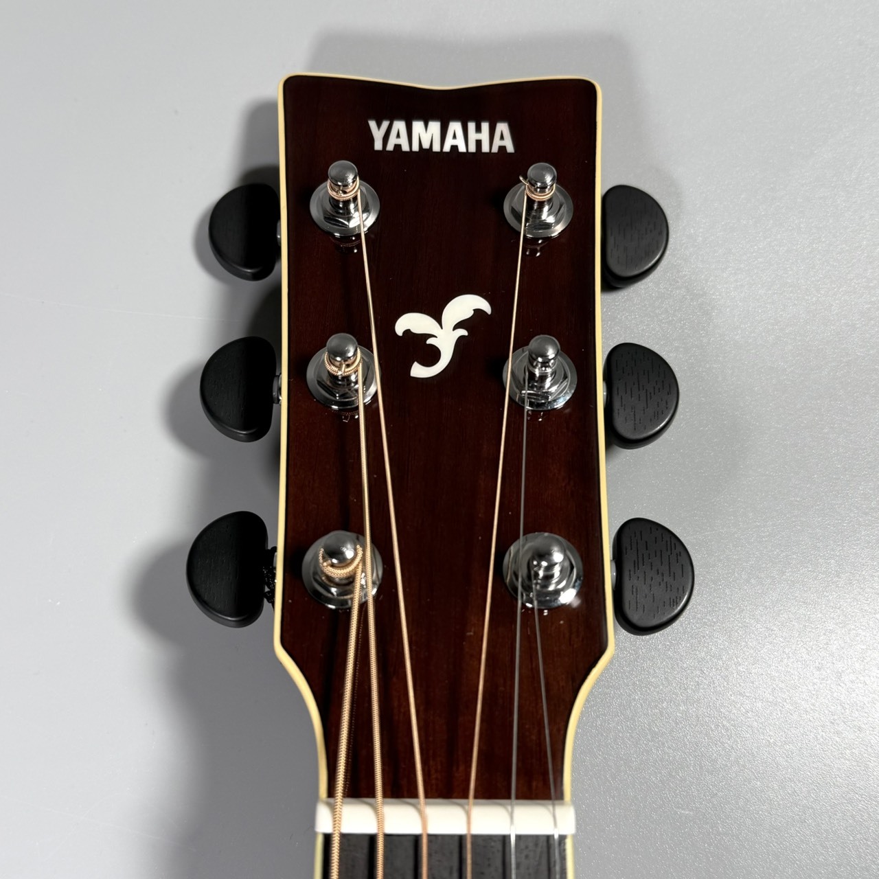 YAMAHA FSX825C BS(ブラウンサンバースト) アコースティックギター