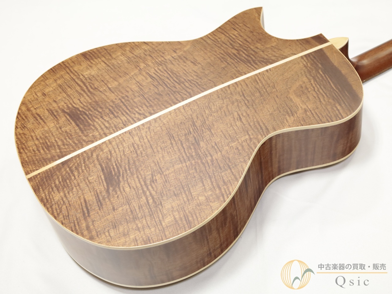 Baton Rouge X6C/AC-AF 【返品OK】[UM568]【神戸店在庫】（中古/送料