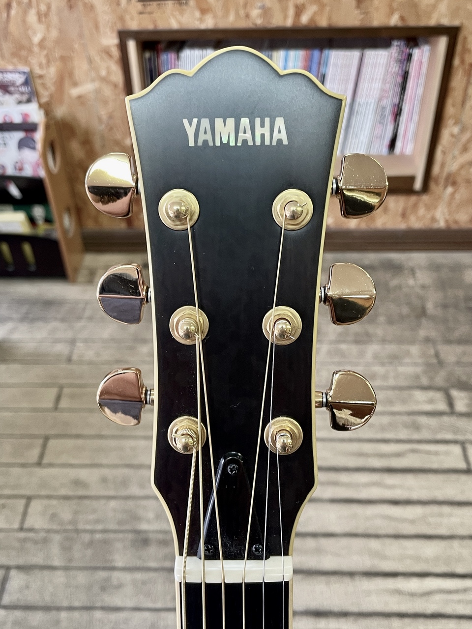 YAMAHA  ヤマハ  LA- 8J  アコースティック YAMAHA LA-8Jをセットアップする。 | 宿六屋ゆーすけの「俺にも