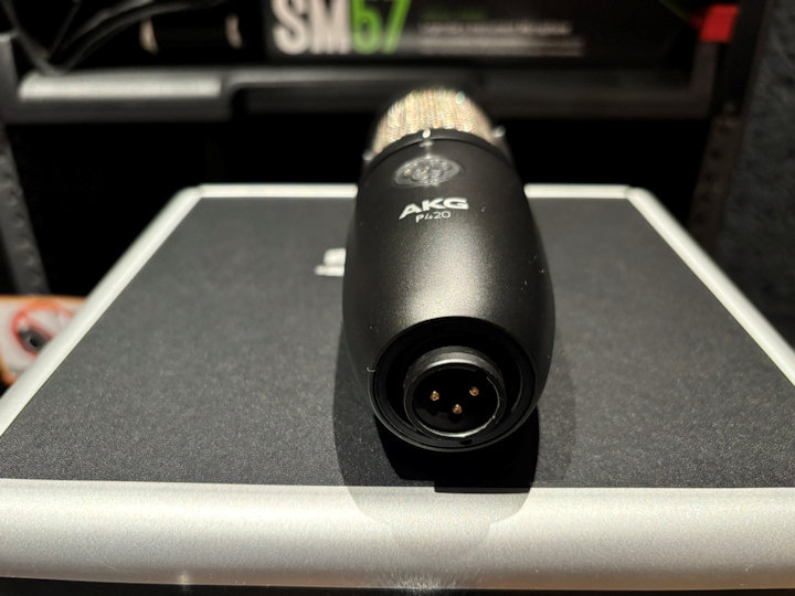 AKG P420（中古）【楽器検索デジマート】