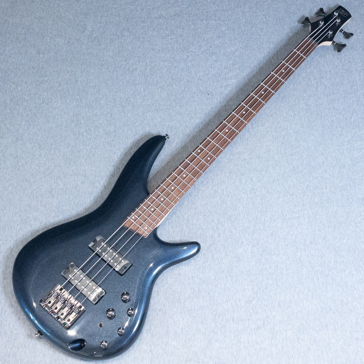 【本体のみ】Ibanez SR300 Amazon.com: Ibanez Standard SR300E 4-string Bass Guitar