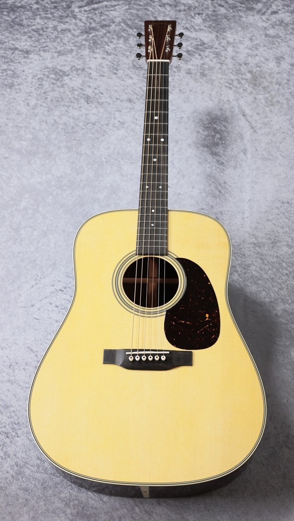 Martin D 28 Standard 2020年製 Martin D-28 Standard Series Acoustic Guitar - Natural with
